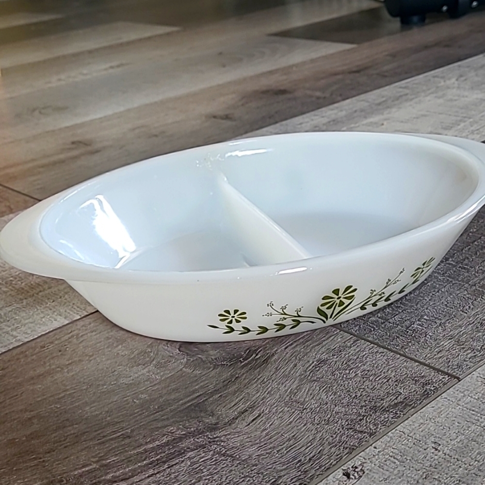 Vintage Glasbake J2352 Divided Baking Dish Casserole White with Green  Flowers